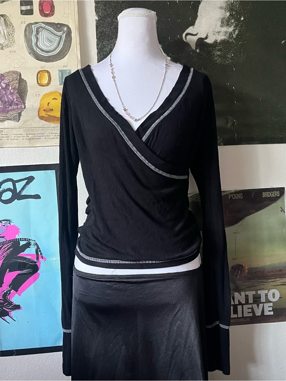 💟 Y2K Guess Wrap-Style Long-Sleeve 💟